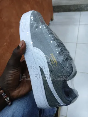 Veloura Fashion House Shoes