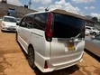 Toyota Noah 2.0 AWD (8 Seater) 2016 White - 3
