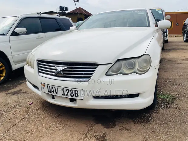 Toyota Mark X 2007 - 1