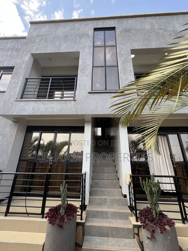 2 Bedroom Apartment for Rent in Nsubuga Estate, Ssabagabo-Makindye - 1