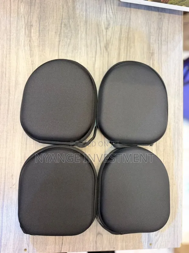 Universal Hard Shell Carrying Case for Headphones/Headsets - 1
