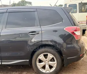 Subaru Forester SV Premium 2014 Gray