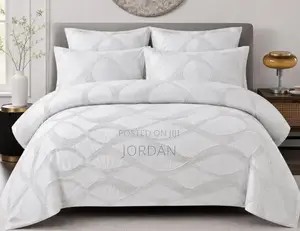Tufted Bed Covers with Pillowcases and Duvet