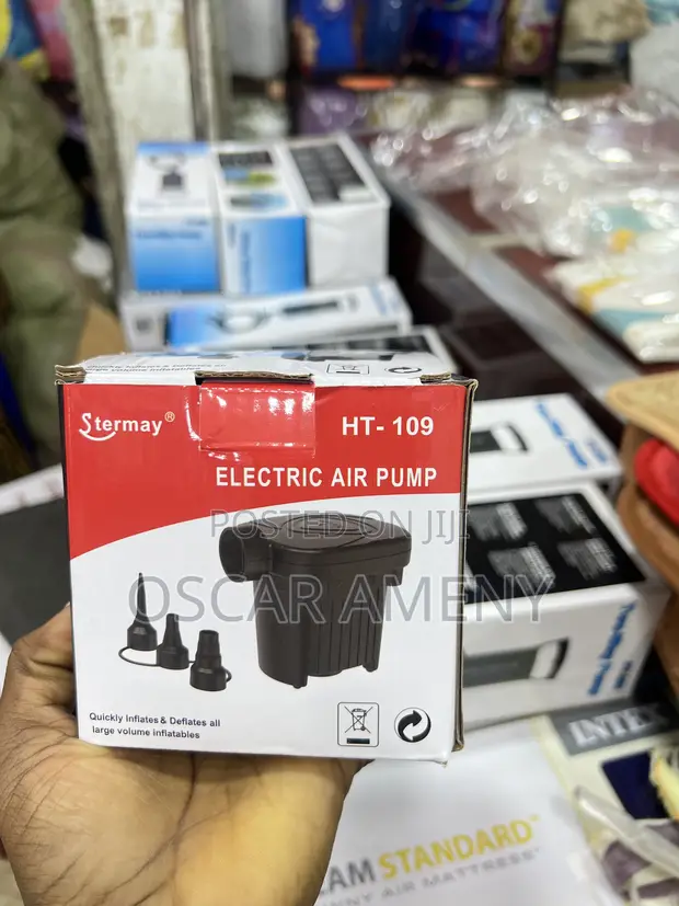 Manual or Electric Pump for Air Mattresses - 1