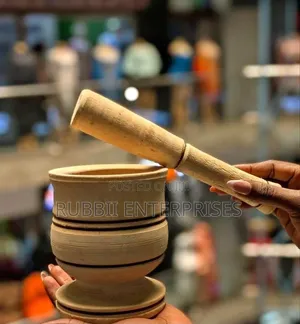 Wooden Mortar and Pestle Set