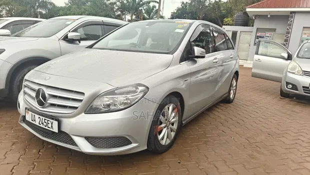 Mercedes-Benz B-Class 2012 Silver - 1