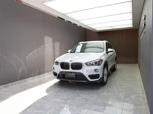 BMW X1 2017 Pearl White