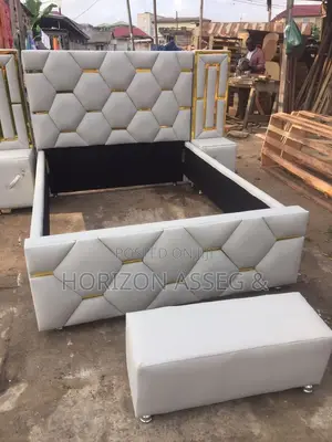 Quality Cream Fabric Sofa Bed (5x6)