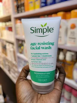 Simple Age Resisting Facial Wash 150ml