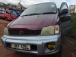 Toyota Noah 2002 - 4