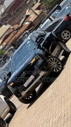 Ford Everest Platinum 2023