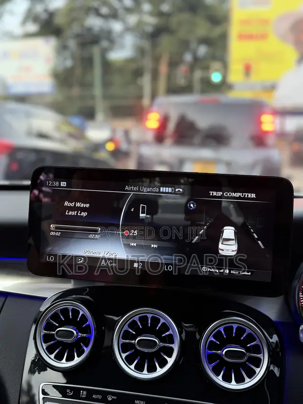 Mercedes-Benz C-Class W205 12” Android Radio - 1