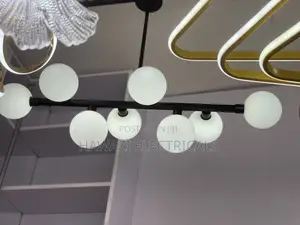 Designed Glass Ball Chandelier (8 Bulbs)