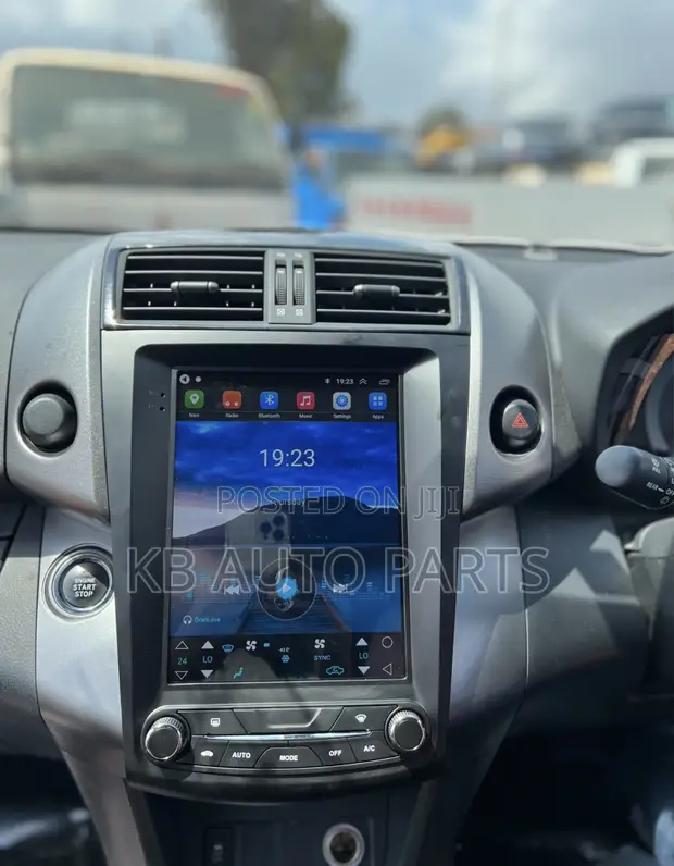 Vanguard/Rav4 2008-2013 Tesla Android Radio - 1