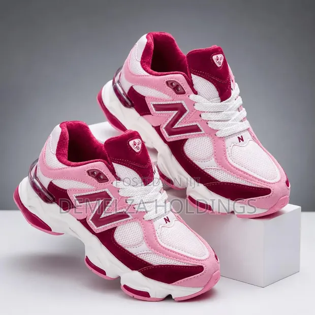 New Balance Unisex Sneakers - 1