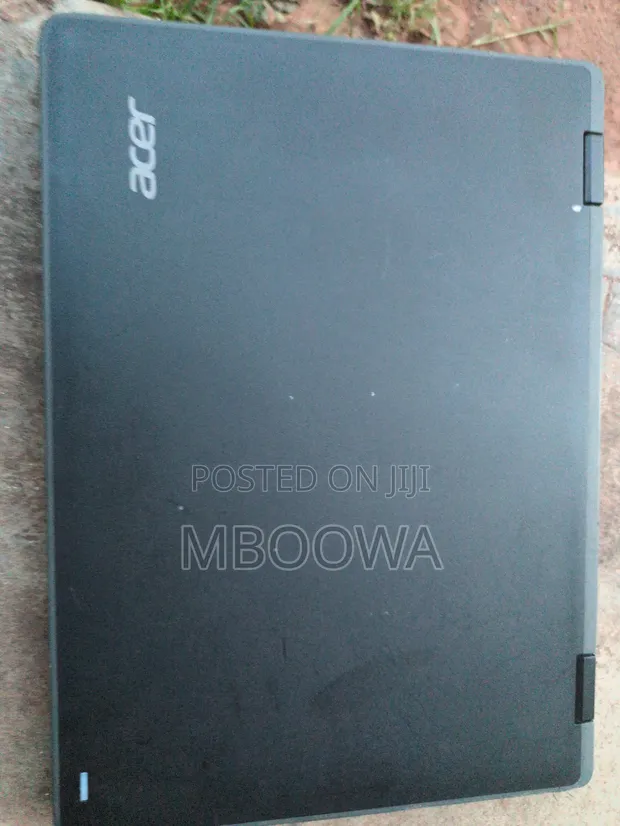 Acer TravelMate B113 Laptop 4GB RAM, 128GB SSHD - 1