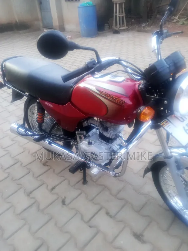 Bajaj Boxer 100 2026 Red - 1