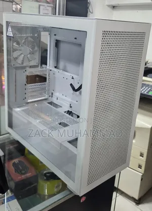 NZXT H7 Flow Full ATX Gaming Computer Case