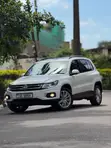 Volkswagen Tiguan 2014 Silver - 2