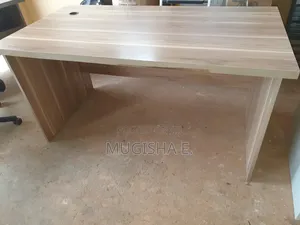 Office Desk/Table