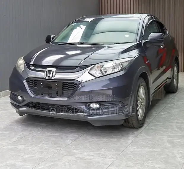 Honda Vezel 1.5 Hybrid 2WD 2015 Gray - 1