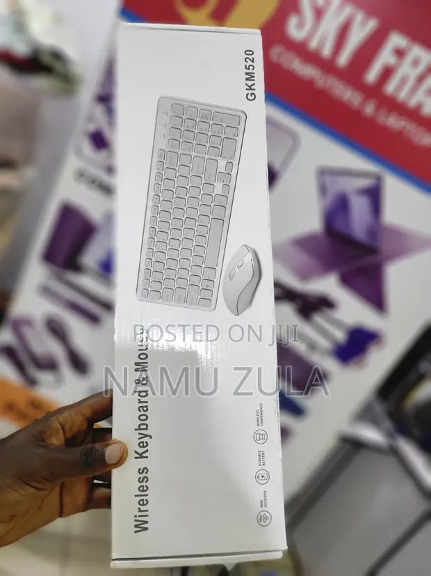 Wireless Keyboard and Mouse Combo GKM 520 - 1