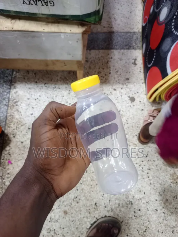 Clear Plastic Juice Bottles (12 pcs) - 1