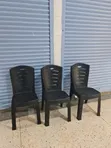Comfortable Matted Plastic Chairs (Set of 1) - 3