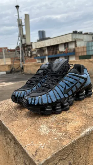 Nike Shox Cameron Sneakers