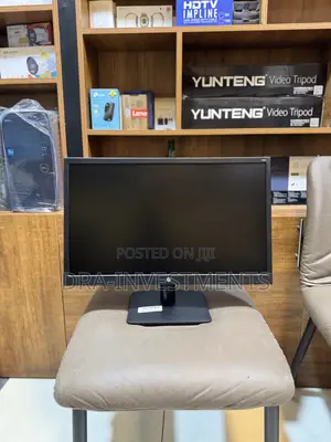 HP 19-Inch LED Monitor - Refurbished