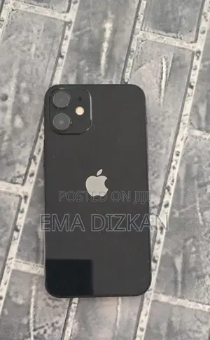 Apple iPhone 12 128GB Black