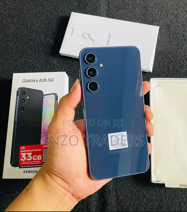 New Samsung Galaxy A35 256GB Black - 1