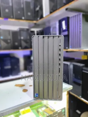 HP Envy Desktop Computer - Intel Core i7, 8GB RAM, 512GB SSD