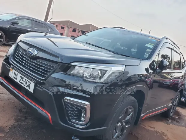 Subaru Forester 2019 Black - 1