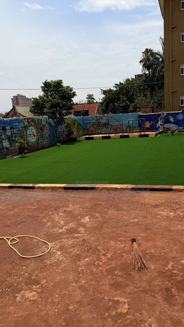 Commercial Artificial Grass Carpet for Schools & Institutions - 1