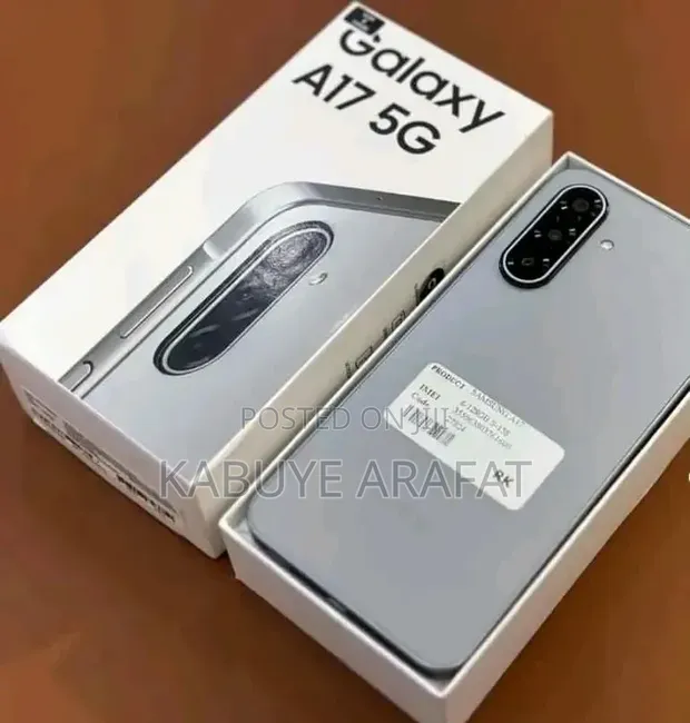 New Samsung Galaxy A17 5G 256GB Gray - 1
