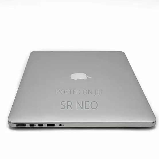 Apple MacBook Pro 2015 16GB i7 256GB SSHD - 1