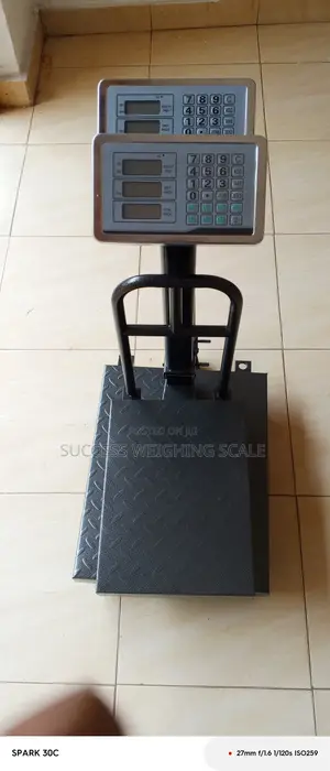 Industrial Digital Weighing Scale - 150kg Capacity