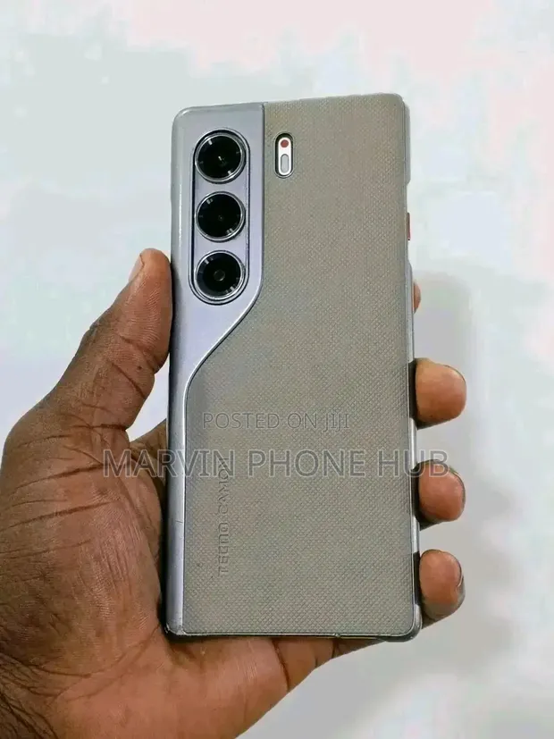 New Tecno Camon 40 Pro 4G 256GB Gray - 1