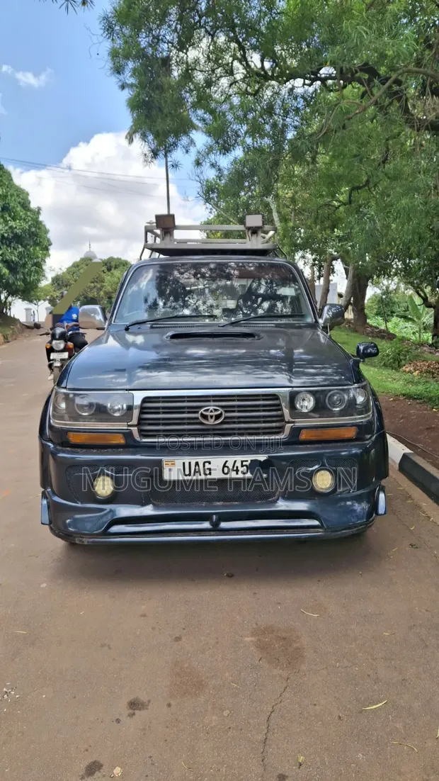 Toyota Land Cruiser VX 2000 Green - 1