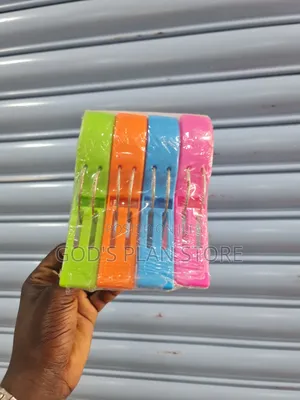 4pcs Big Clothes Pegs