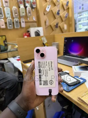 Apple iPhone 15 128GB Pink