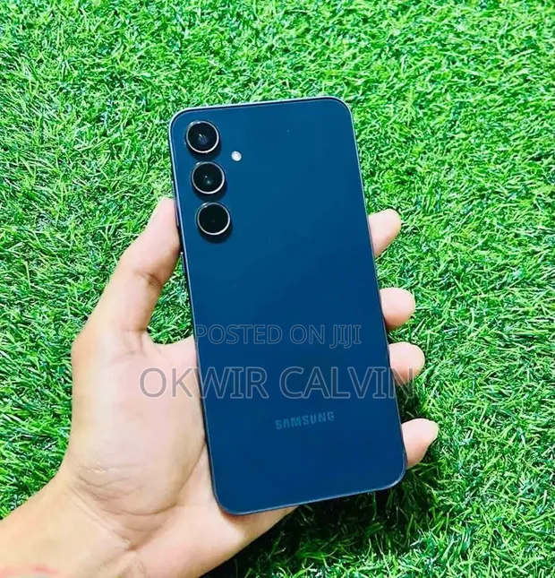 New Samsung Galaxy A55 256GB Black - 1