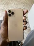 Apple iPhone 11 Pro 256GB Gold - 4