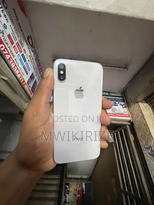 Apple iPhone X 256GB White