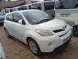 Toyota IST 2010 White - 2