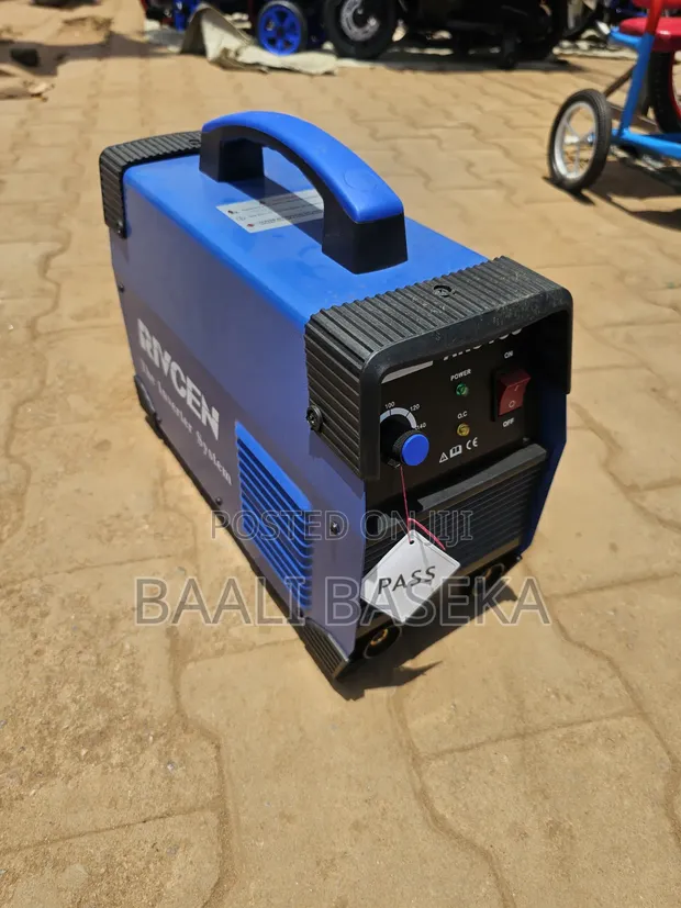 Brand New Rival 400A Welding Machine - 1