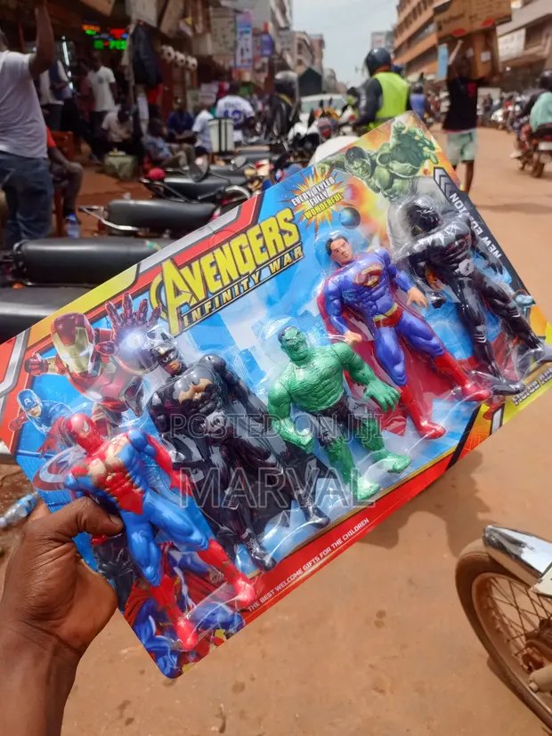 Avengers-Themed 5-Piece Superhero Action Figure Set - 1