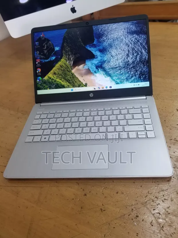 New HP 14-dq1088wm Laptop: Intel Core i5, 8GB RAM, 256GB SSD - 1