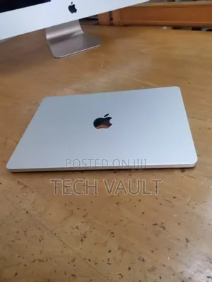 Apple MacBook Air 2025 M4 16GB RAM 256GB SSD